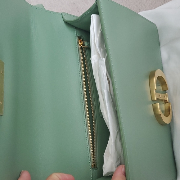 sold Christian dior 30 Montaigne sold - Picture 5 of 8